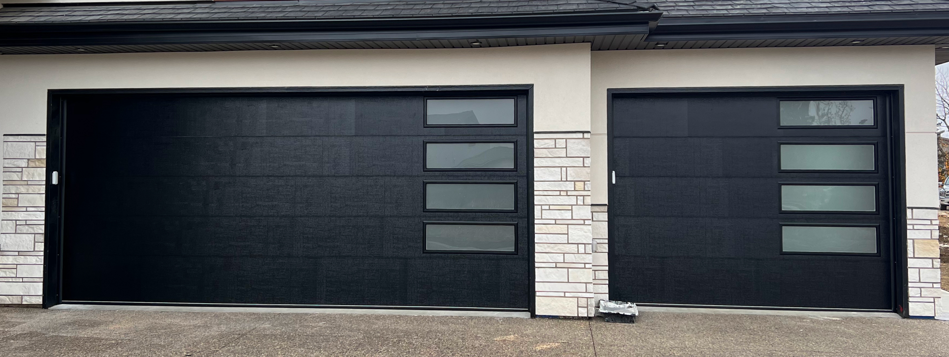 Expert Edmonton overhead door installation for modern residential homes